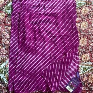 𝅺se’vya shawl close to 63 inches long